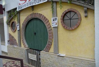 Photo by ddb: SF3 party at Minicon 41