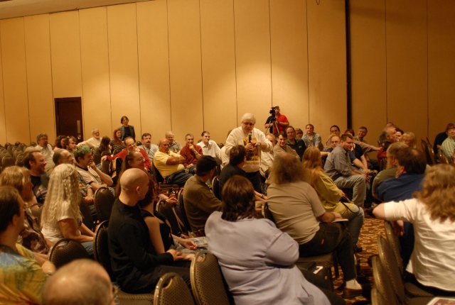 Harlan Ellison at a big programming item at Minicon 41
